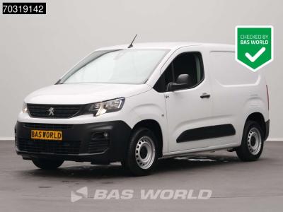 Peugeot Partner 110pk Benzine L1H1 Navi Airco Cruise Parkeersensoren Euro6 L1 Kompakt A/C Cruise control en vente par BAS World B.V.