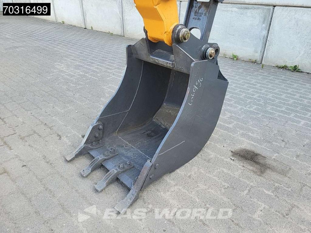 Case 570SV Photo 19