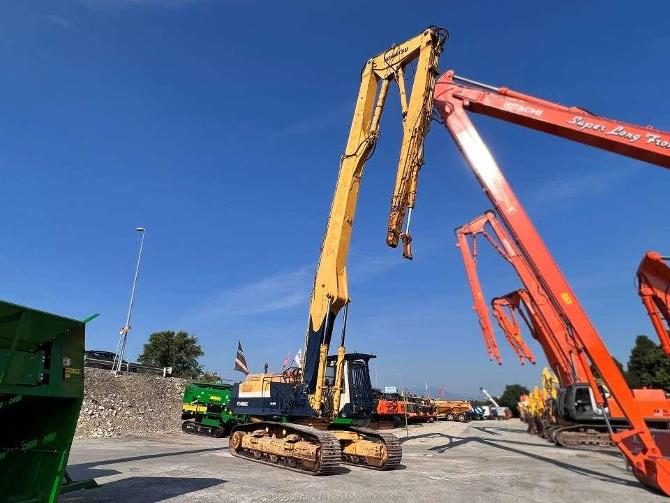 Komatsu PC400-LC Photo 10