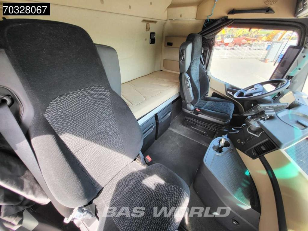 Mercedes-Benz Actros 1843 4X2 StreamSpace Navi Photo 28