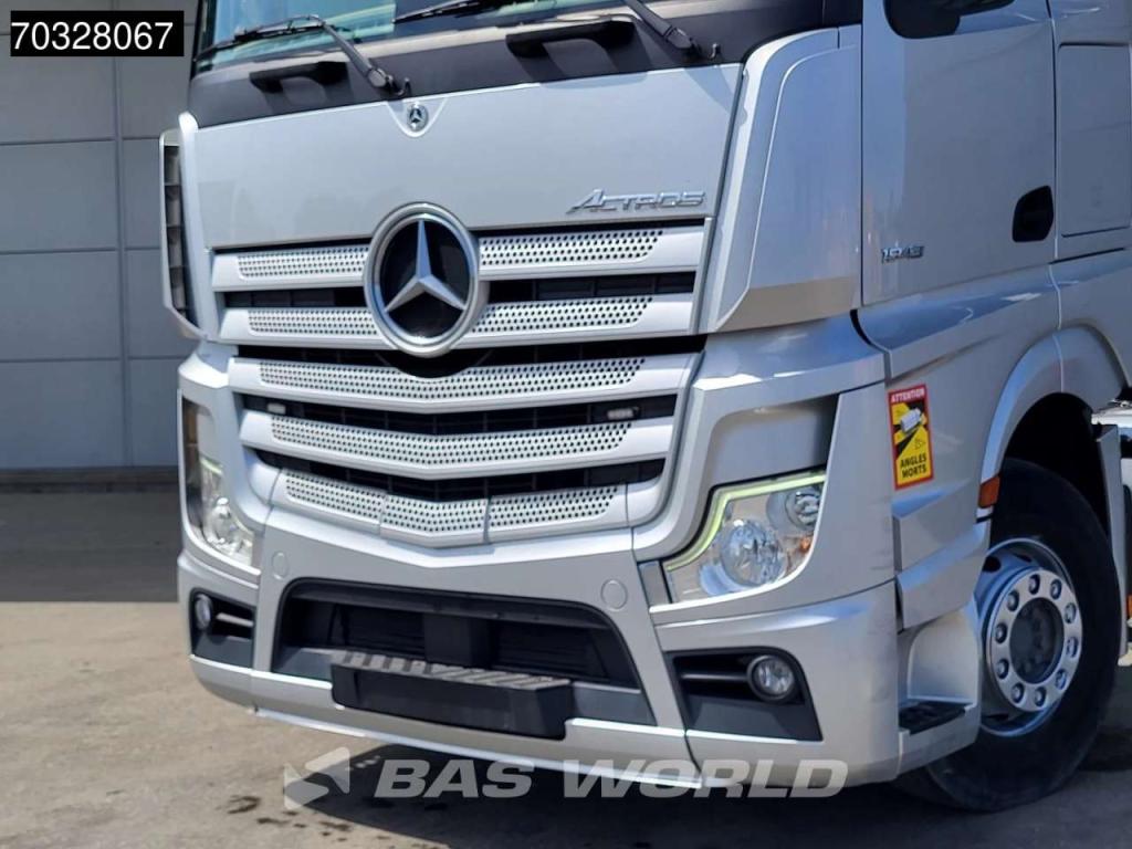 Mercedes-Benz Actros 1843 4X2 StreamSpace Navi Photo 9