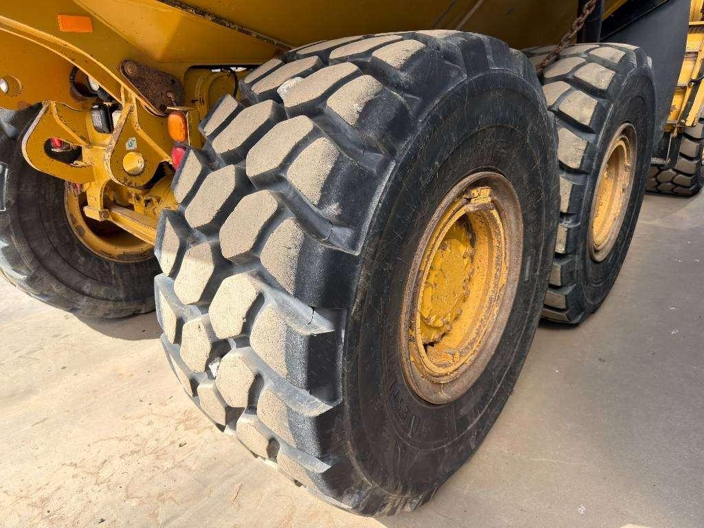 Caterpillar 730C2 Photo 30