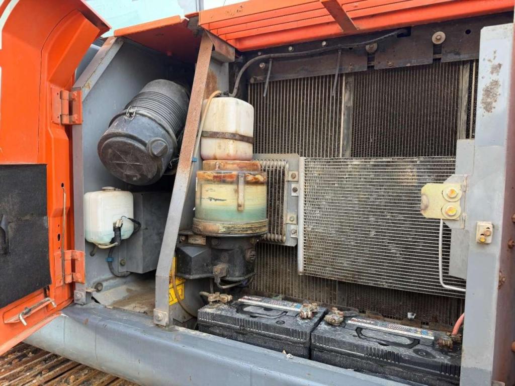 Hitachi ZX 180 LC-3 Photo 23