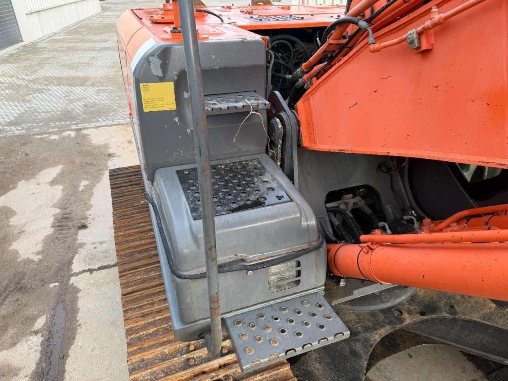 Hitachi ZX 180 LC-3 Photo 25