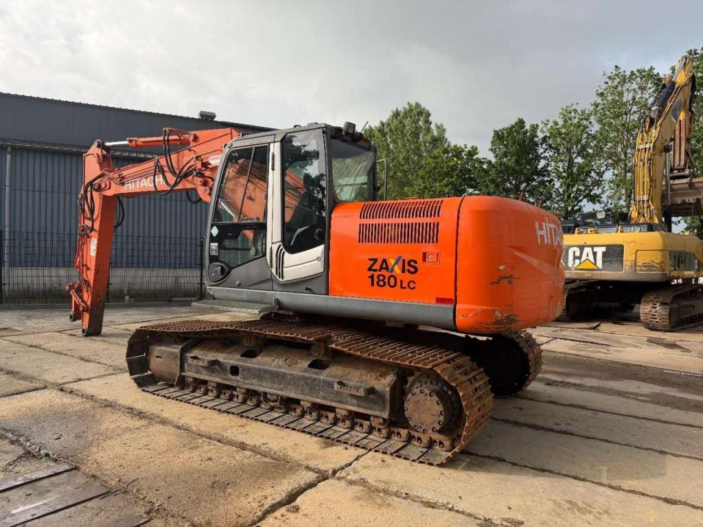 Hitachi ZX 180 LC-3 Photo 5
