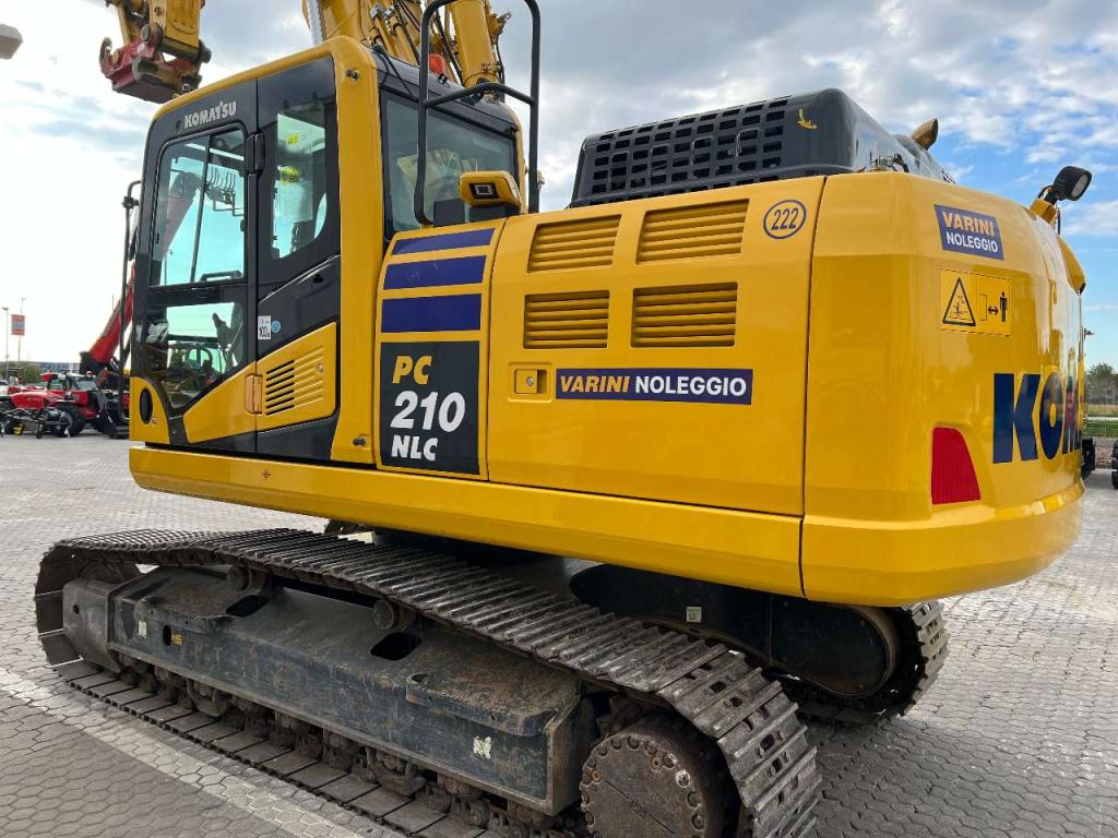 Komatsu PC210NLC-11E0 Photo 8