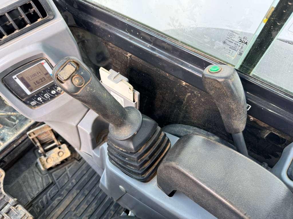 Kubota KX037-4 - Hammer Lines / Quick Coupler Photo 10