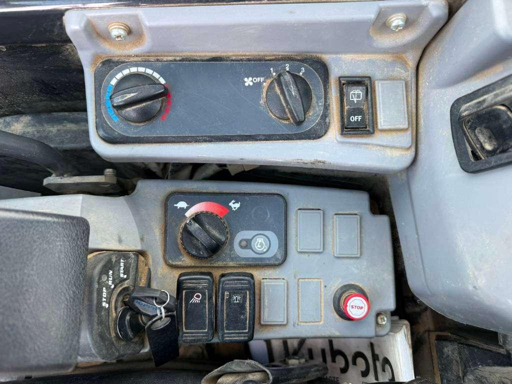 Kubota KX037-4 - Hammer Lines / Quick Coupler Photo 11