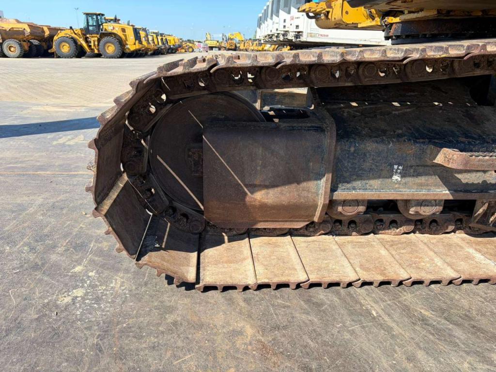 Caterpillar 326FL Photo 10