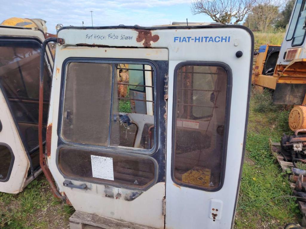 Fiat Hitachi FH300 Photo 1
