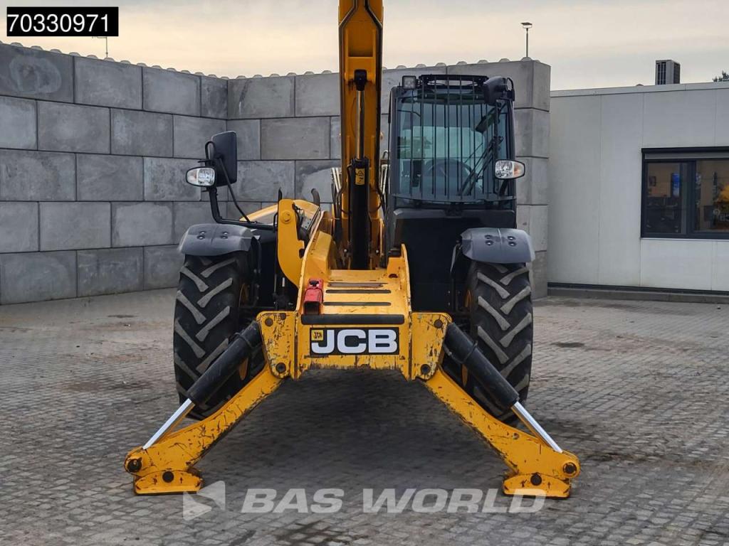 JCB 535-125 Sway Photo 19