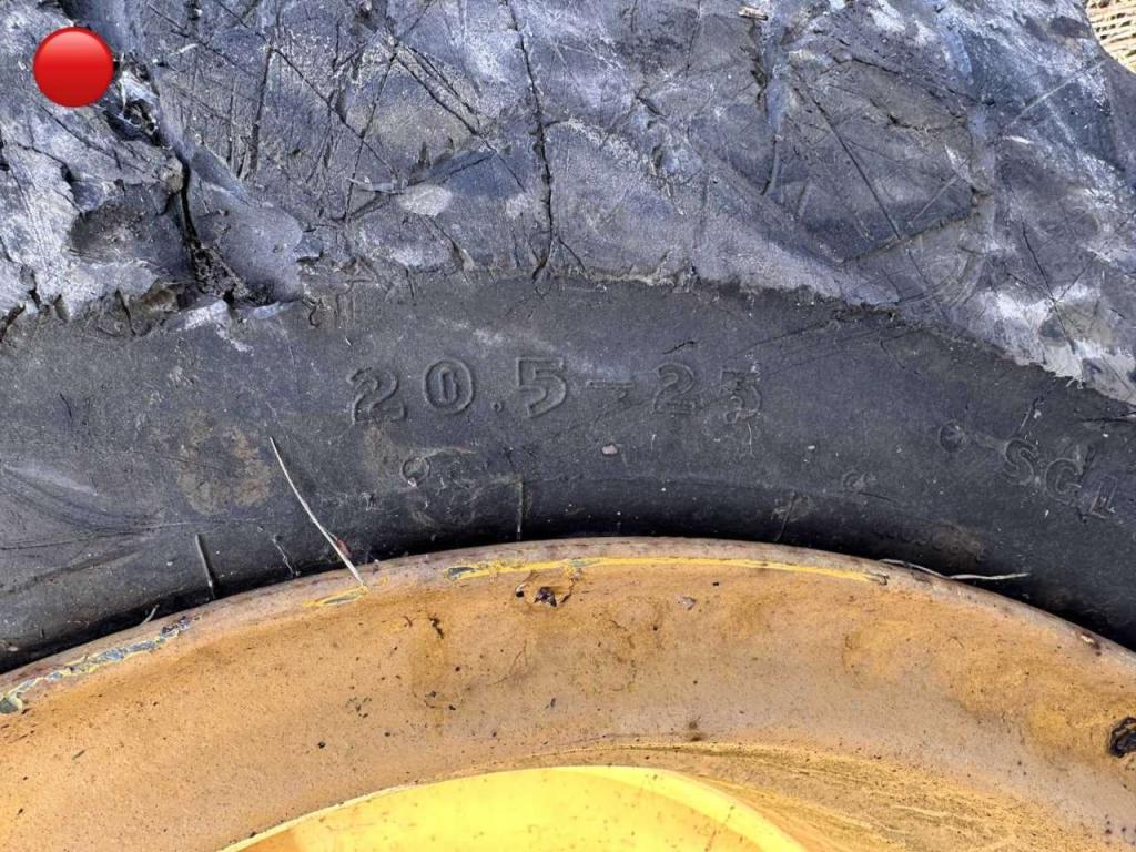 Michelin 20.5R25 Photo 5