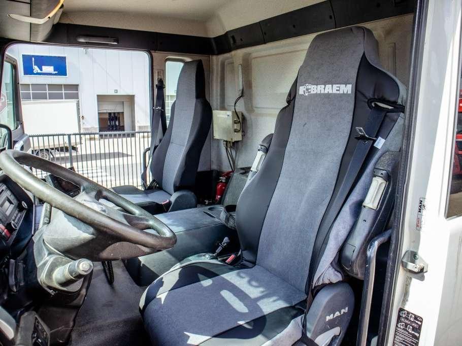 Man TGS 32.400BB+LIEBHERR 8M³+BAND/TAPIS 16m Photo 11