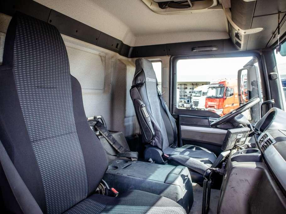 Man TGS 32.400BB+LIEBHERR 8M³+BAND/TAPIS 16m Photo 12