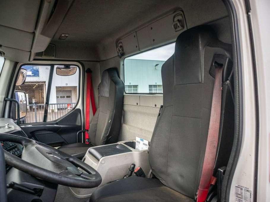 Renault PREMIUM D WIDE 320 DXI Photo 8