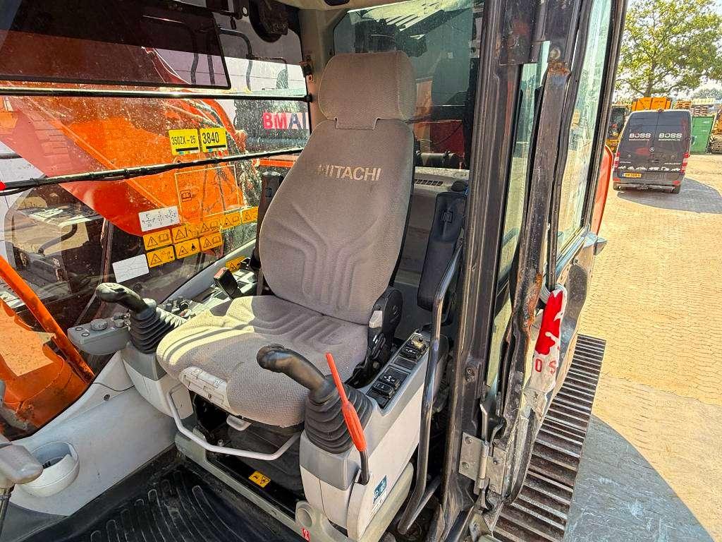 Hitachi ZX350LC-6 - Hammer Lines / Automatic Greasing Photo 8