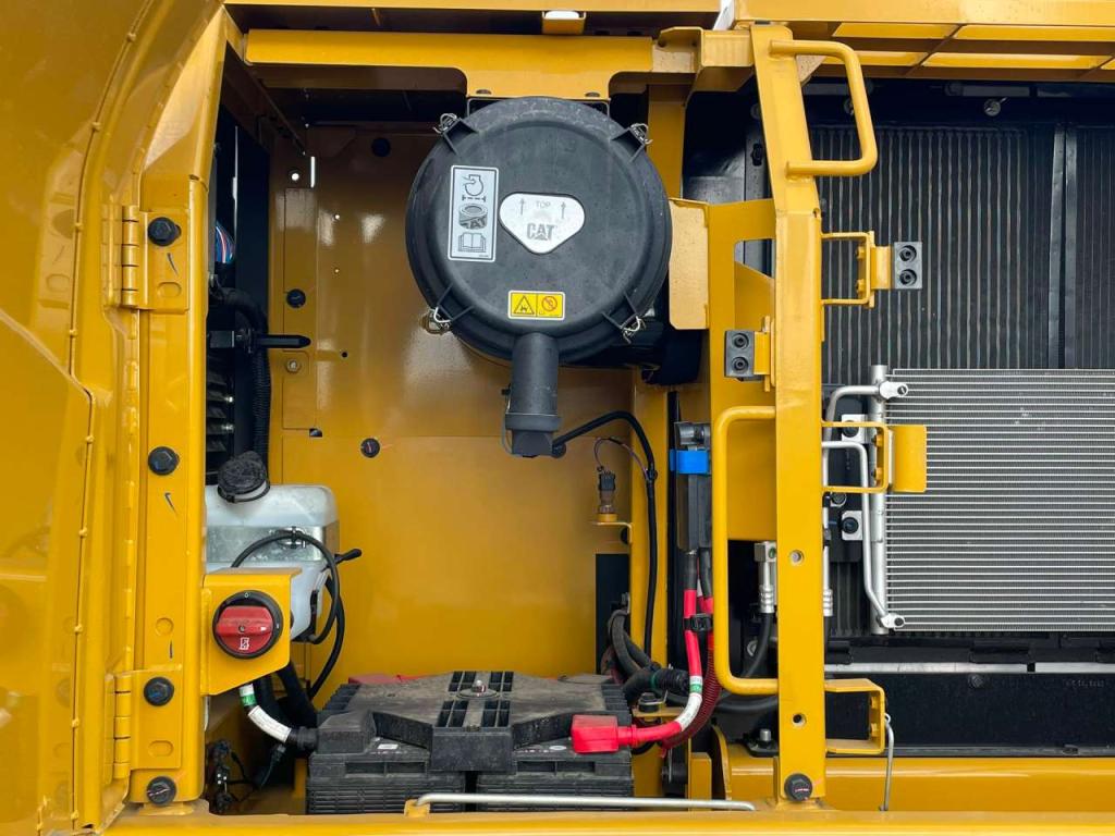 Caterpillar 320D3 GC Photo 26