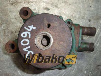 Volvo Pompe à eau du moteur en vente par Wibako