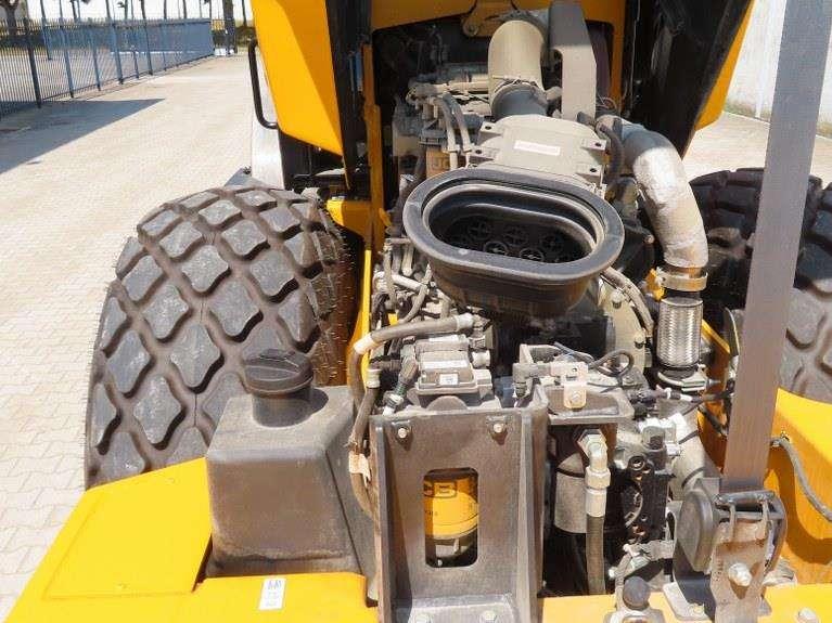 JCB VM118D Photo 10