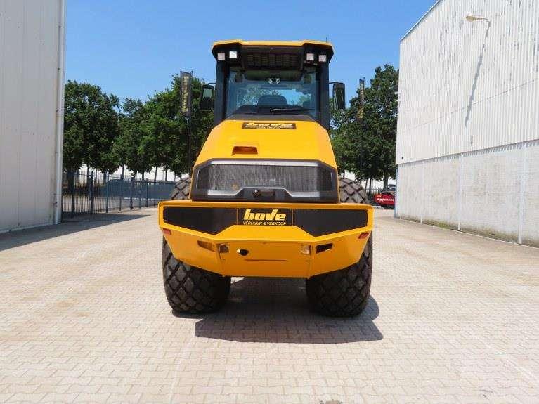 JCB VM118D Photo 3