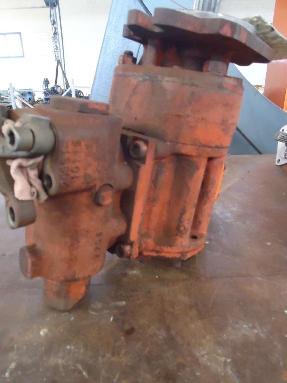 Pompe hydraulique pour Fiat Kobelco W270 - CODICE 76044270 Photo 1