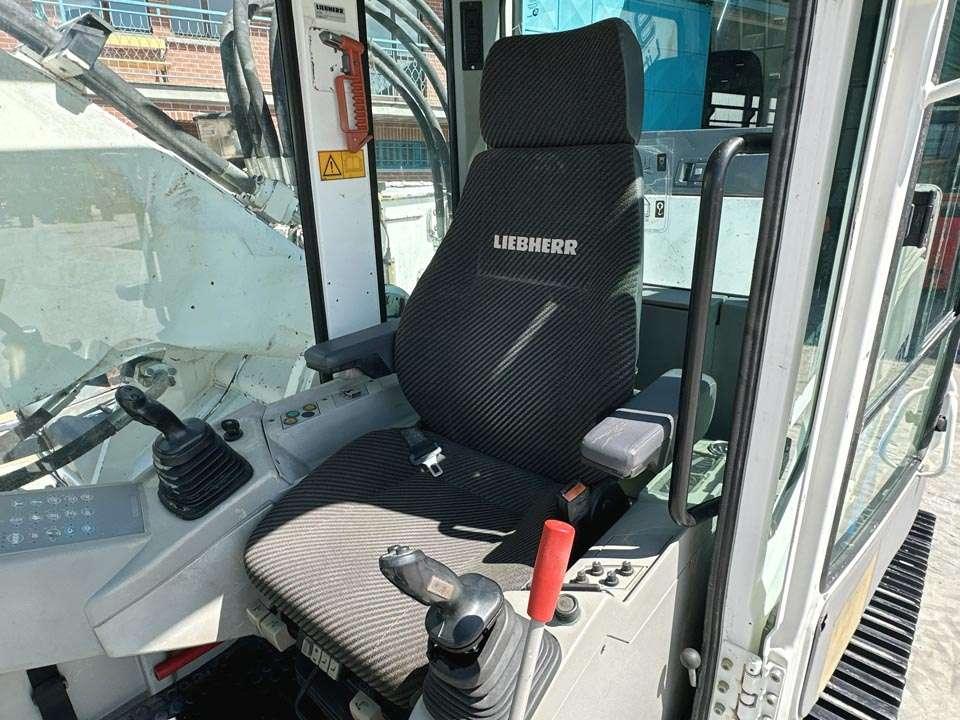 Liebherr R934HDSL LITRONIC Photo 15