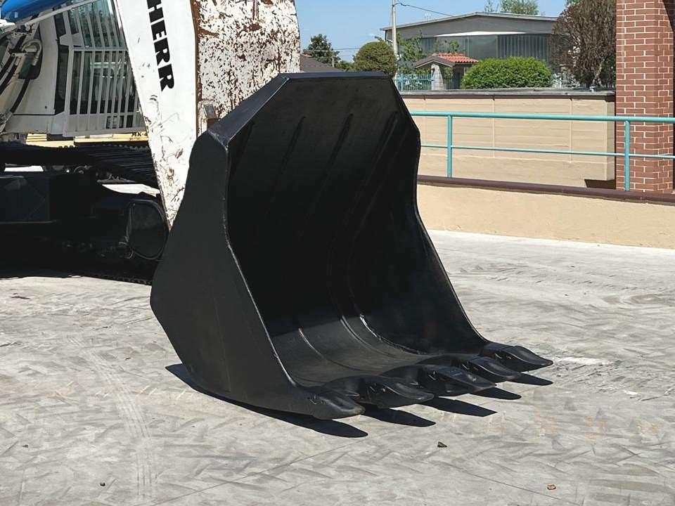 Liebherr R934HDSL LITRONIC Photo 8