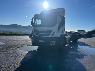 Iveco STRALIS AD 260S31 XP en vente par Procida Macchine S.r.l.