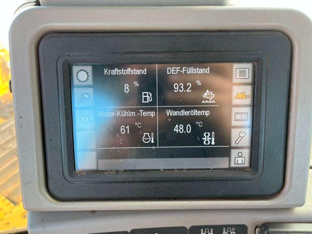 Caterpillar D8T LGP - GERMAN / Top Condition! Photo 15