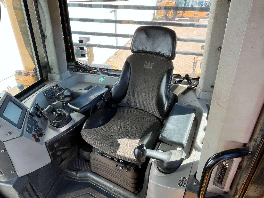 Caterpillar D8T LGP - GERMAN / Top Condition! Photo 8