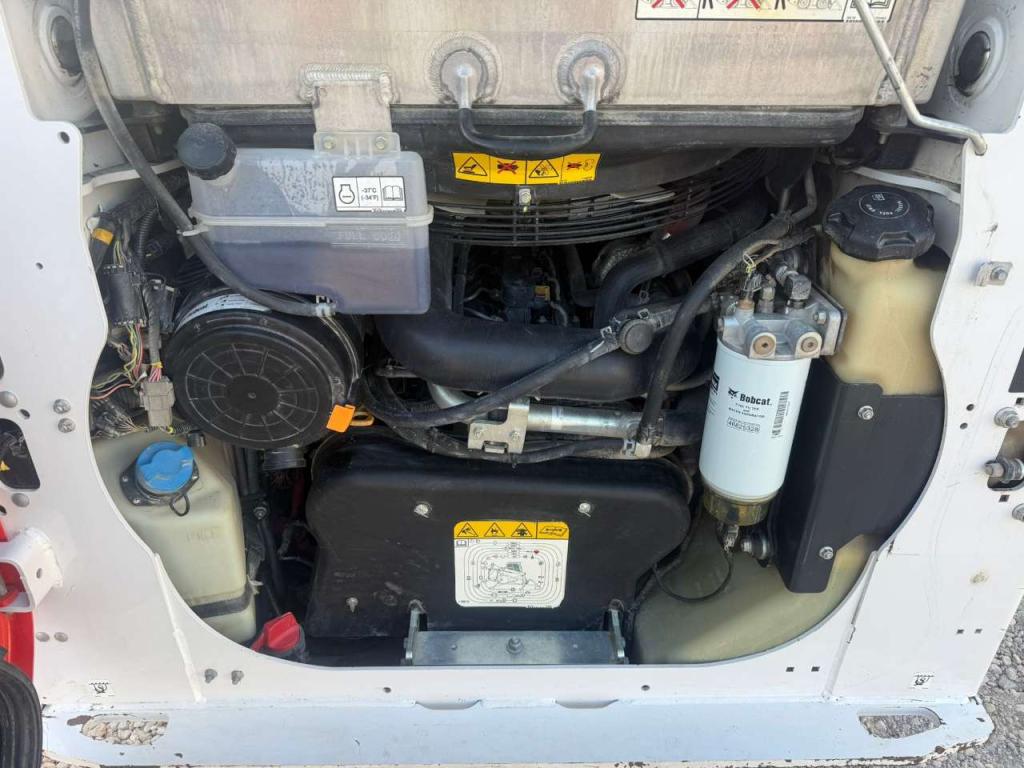 Bobcat T86 Photo 19