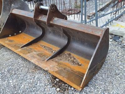 CAMOT 2200 mm UNI65 for 12-18 ton excavators en vente par Balavto