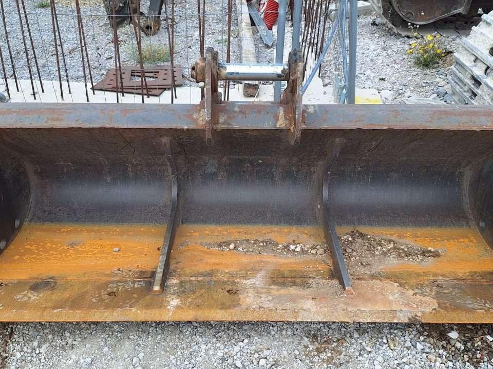 CAMOT 2200 mm UNI65 for 12-18 ton excavators Photo 11
