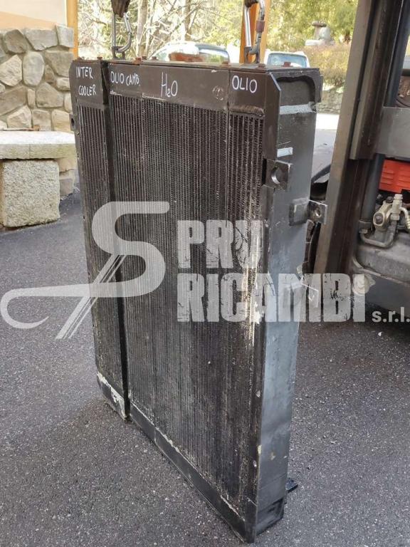 Radiateur huile et eau pour JCB 436 ZN Photo 3