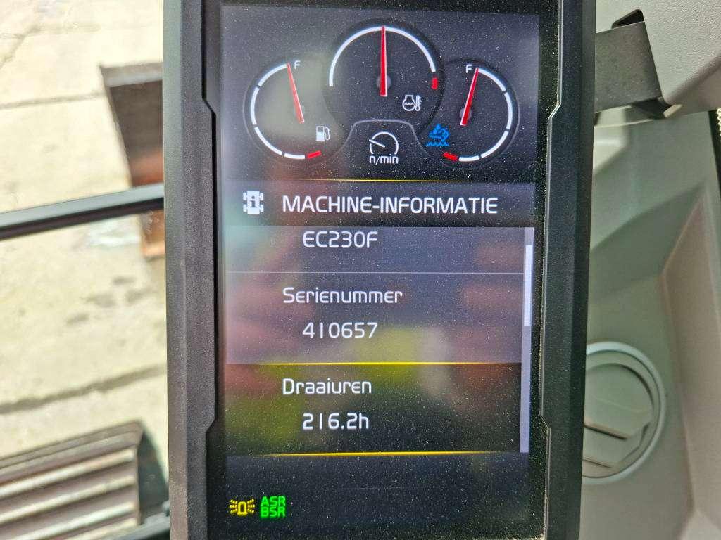 Volvo EC230FL5 Photo 12