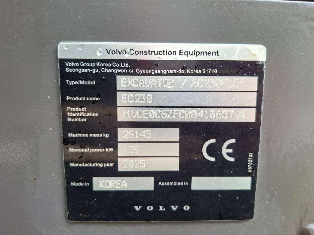 Volvo EC230FL5 Photo 7