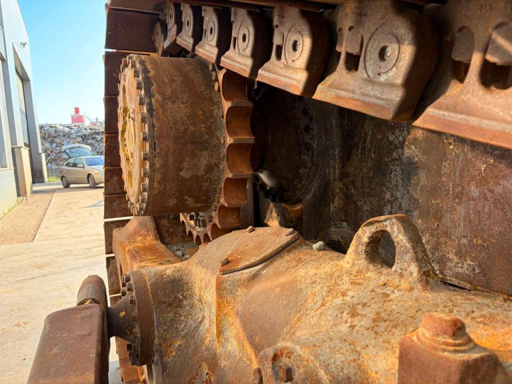 Caterpillar D8R - Single Shank Ripper Photo 16