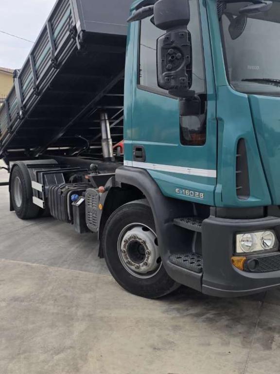 Iveco EUROCARGO 160. E28 Photo 5