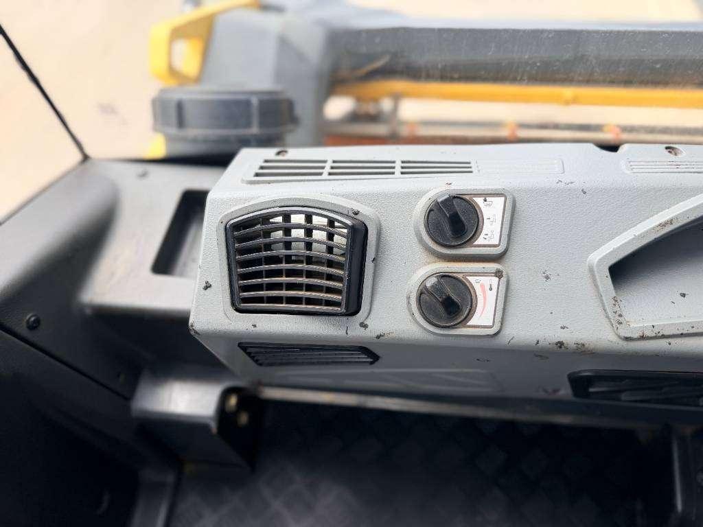 Bomag BW161AD-5 Photo 8