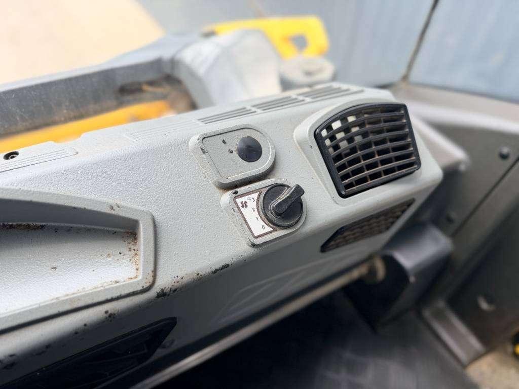 Bomag BW161AD-5 Photo 9