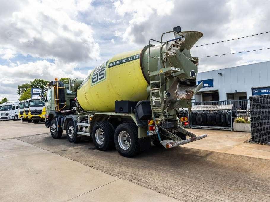 Volvo FMX 410+LIEBHERR Photo 3