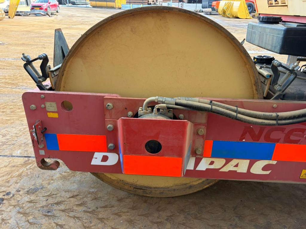 Dynapac CS142 Photo 13