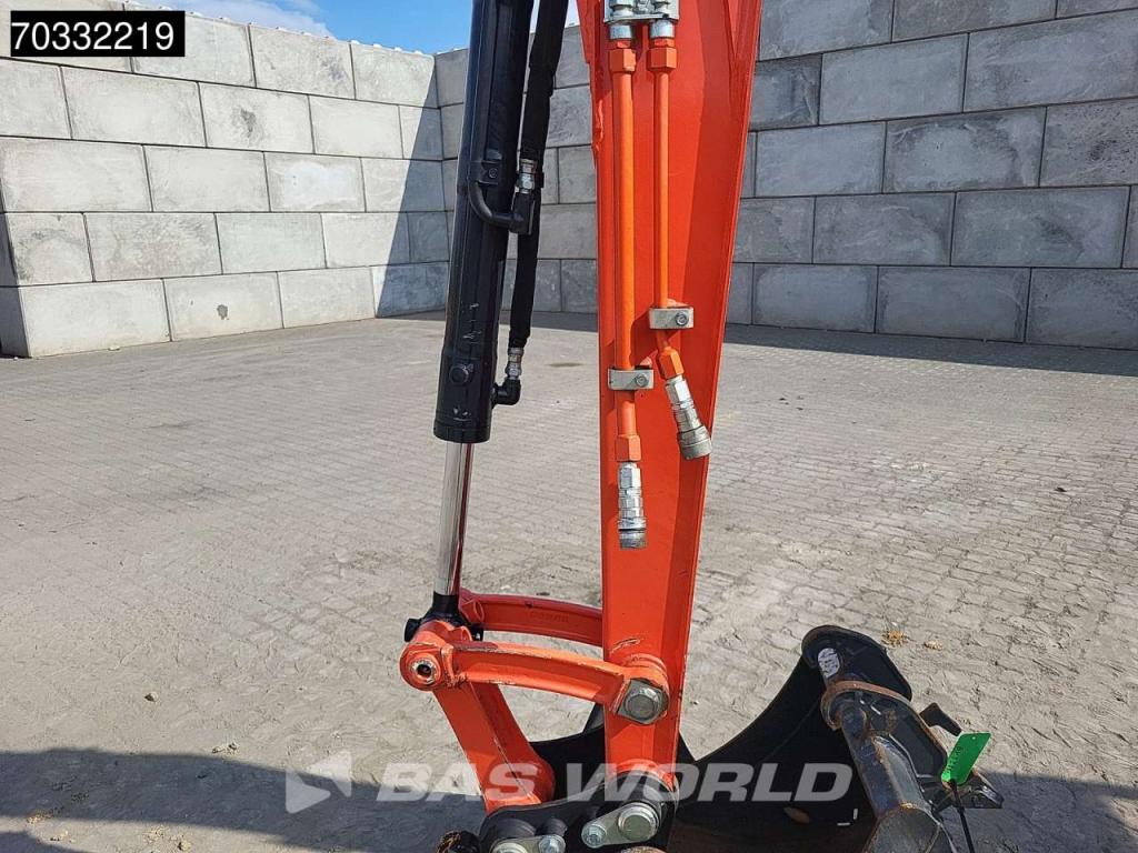 Kubota U36 -4 3 Buckets - Like New! Photo 11
