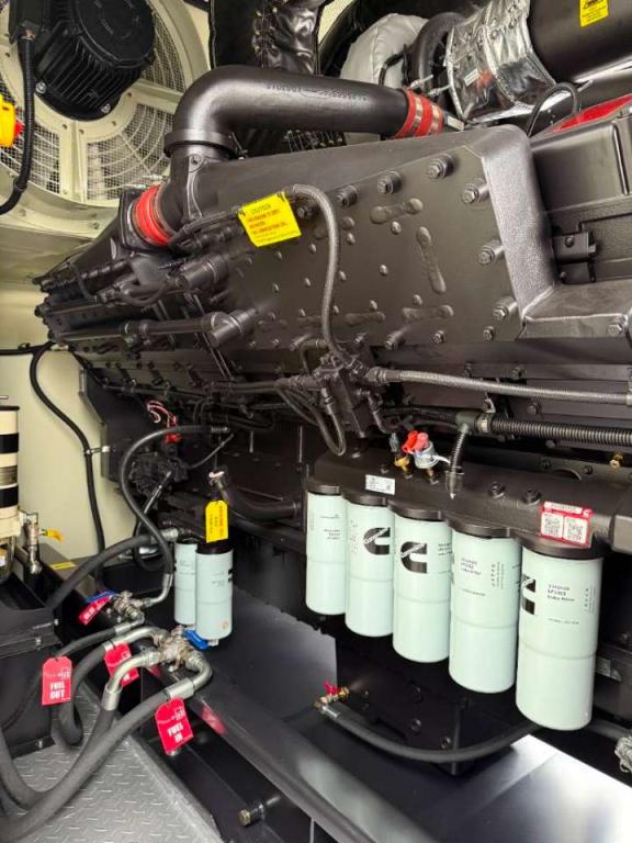 Cummins KTA50-G3 - 1375 kVA Generator - DPX-18819 Photo 8