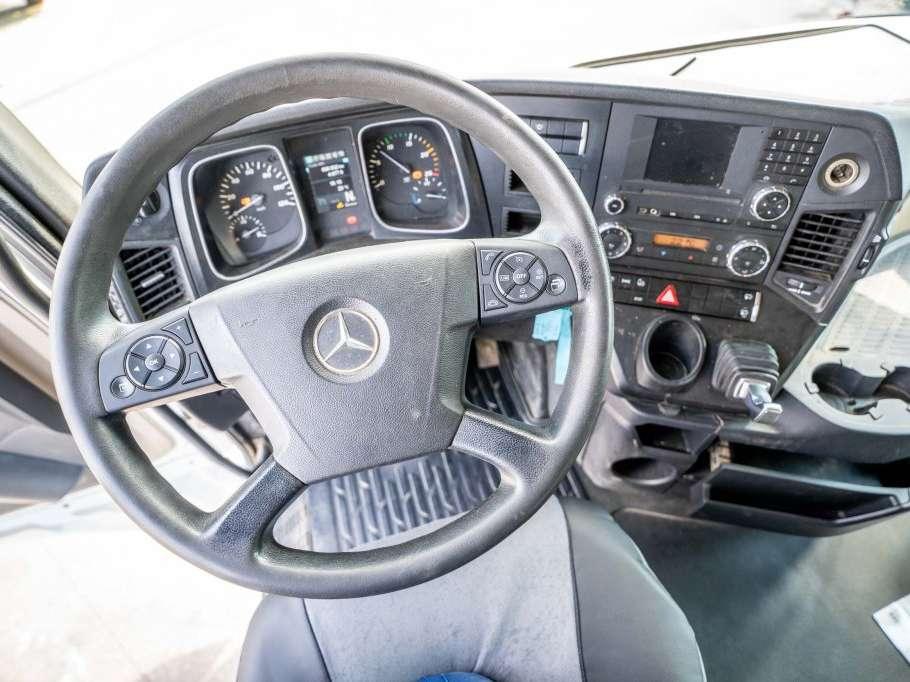 Mercedes-Benz ACTROS 1845 LS Photo 10