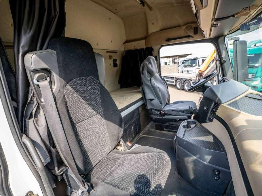 Mercedes-Benz ACTROS 1845 LS Photo 15