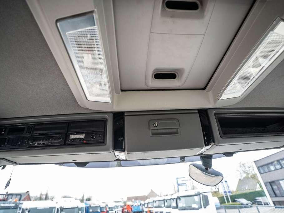 Renault C 430.32+HIAB 228ES-4+4EXT Photo 15