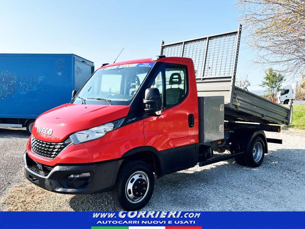 Iveco Daily 35-120 Photo 2