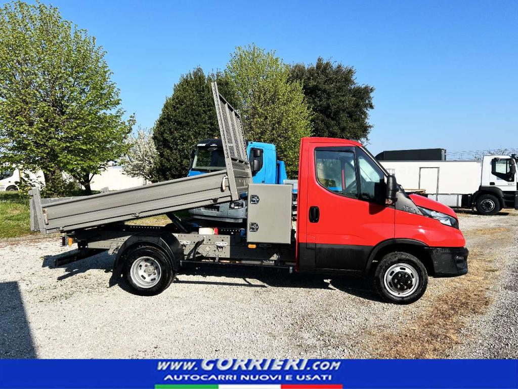 Iveco Daily 35-120 Photo 4