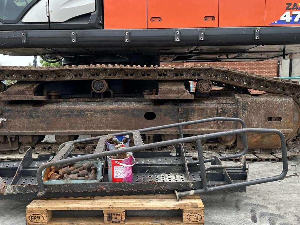 Hitachi ZX470LCH-5B Photo 6